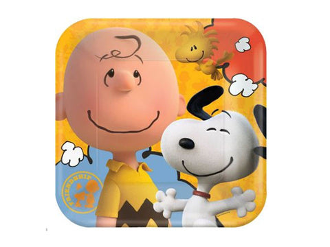 Peanuts Snoopy 9-inch paper plates (8 ct)